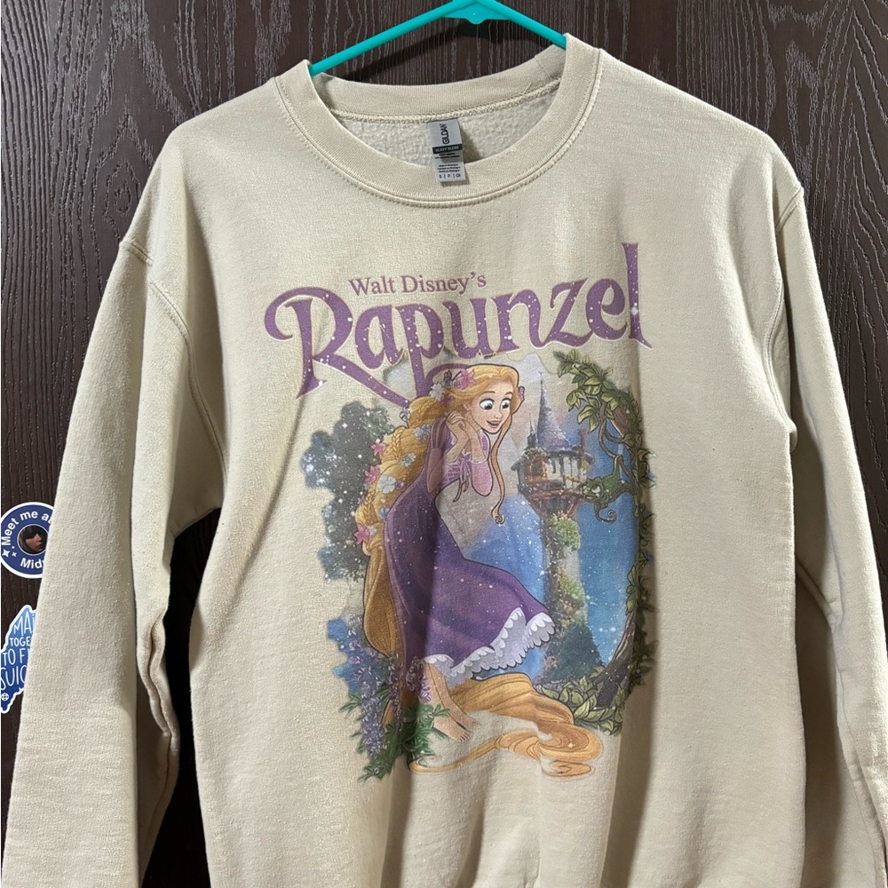 Rapunzel Crewneck